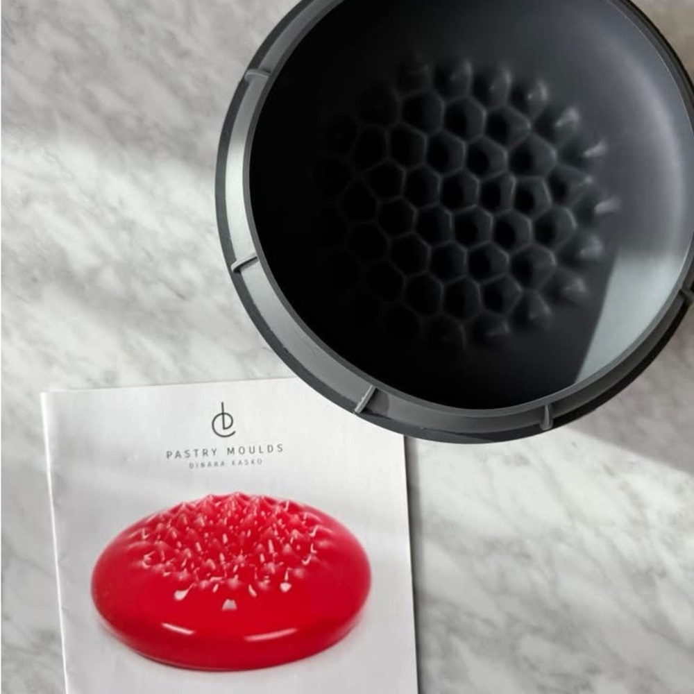 Pastry Mould by Dinara Kasko
